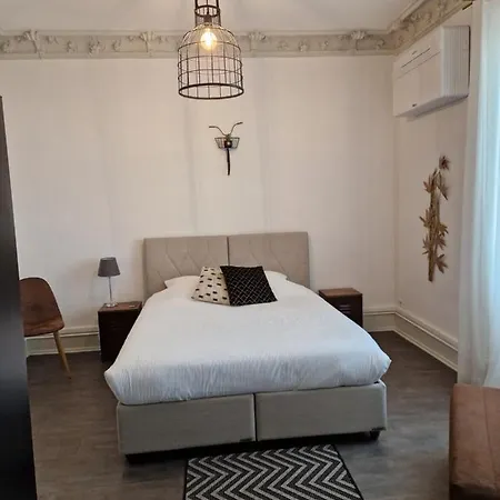 Hipster - Chez Axelle - Bed & Breakfast